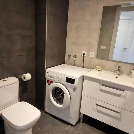 Espectacular Piso Nuevo Con Piscina شقة *